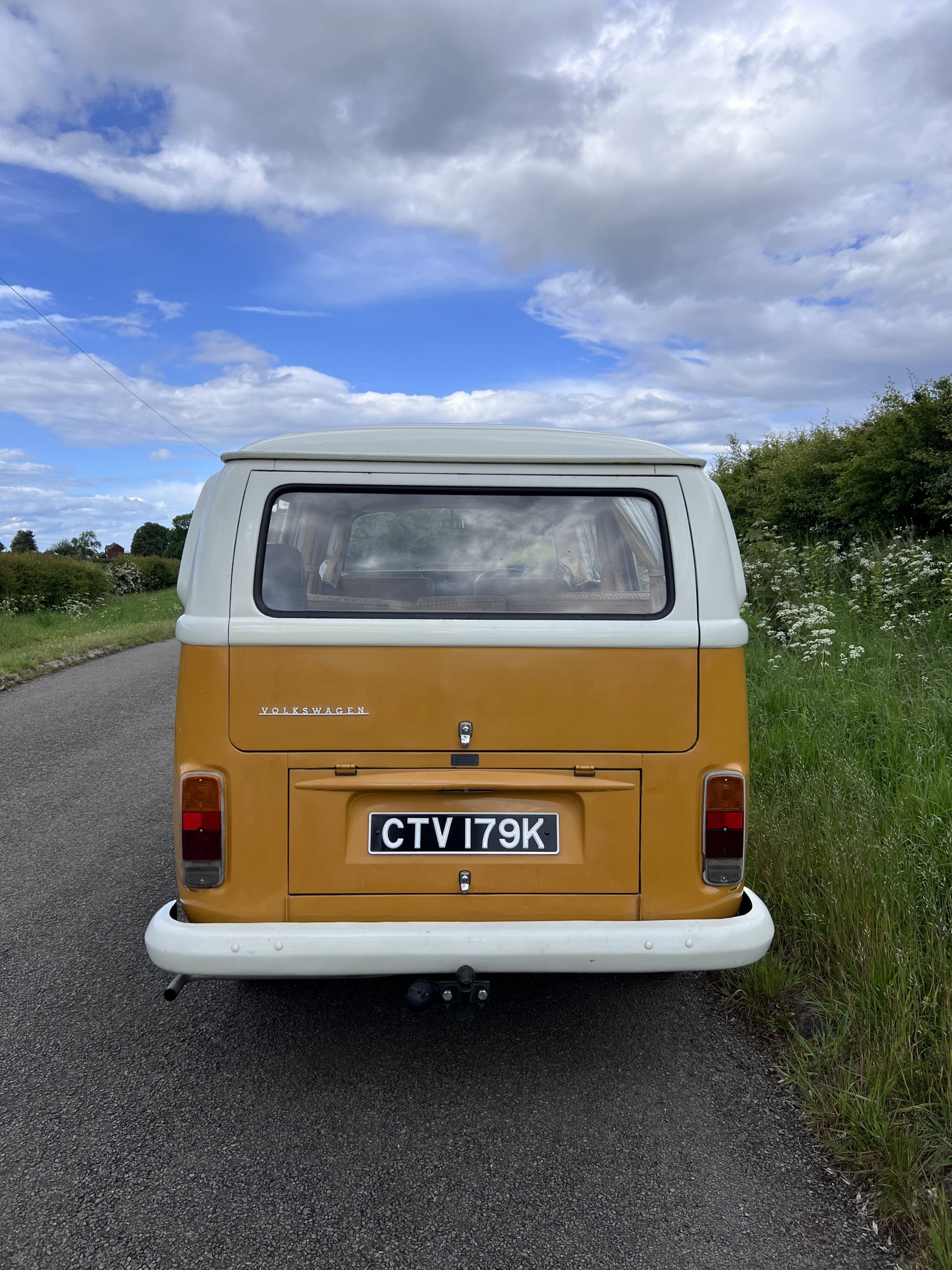 1972 VW Baywindow Campervan - Image 2